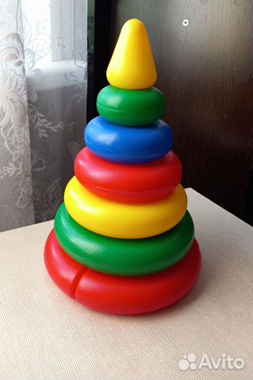 Игрушка каталка с ручкой + пирамидка