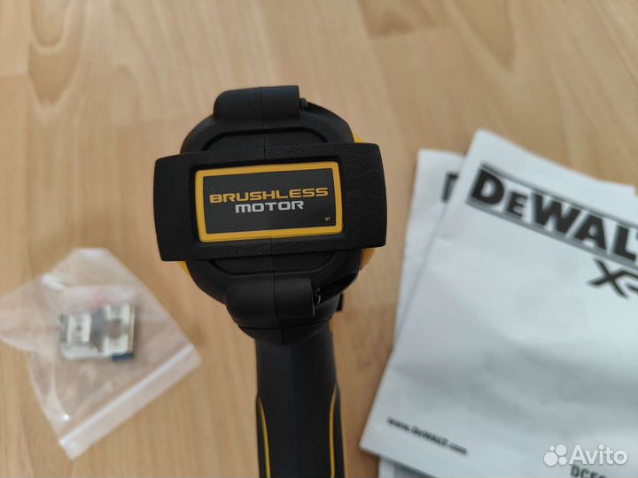 Гайковерт DeWalt DCF892