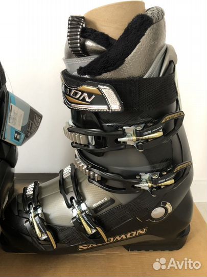 Горнолыжные ботинки Новые