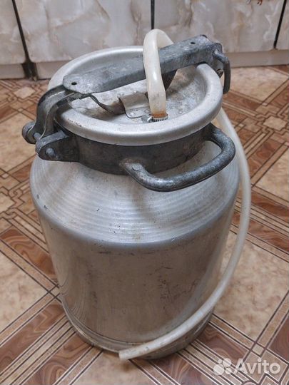 Бедон алюминиевый