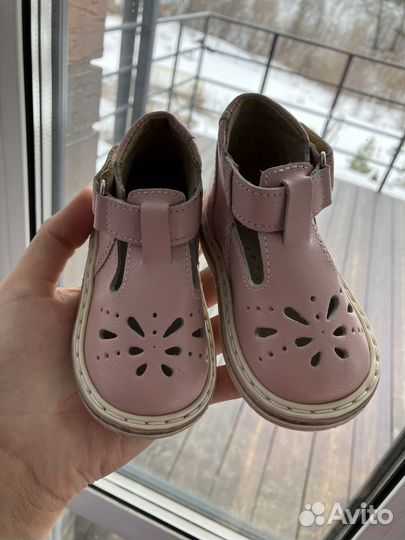 Туфли для девочки