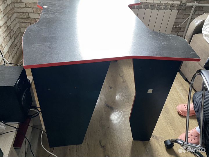 Столи компьютерный б/у