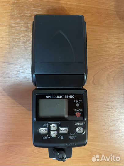 Фотовспышка Nikon Speedlight SB-600