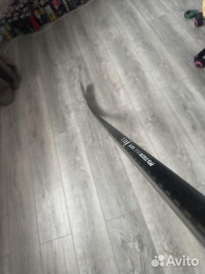 Клюшка хоккейная