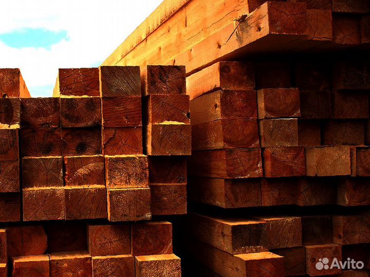 Наружные постройки с лиственничным брусом