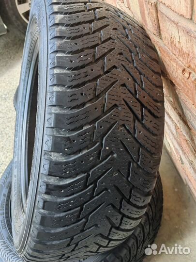 Nokian Tyres Hakkapeliitta 8 SUV 235/55 R18 104T