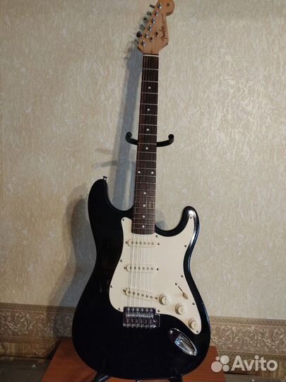 Продаю Электрогитару Fender Stratocaster (реплика)