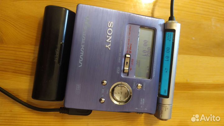 Плеер Sony walkman MZ-R909
