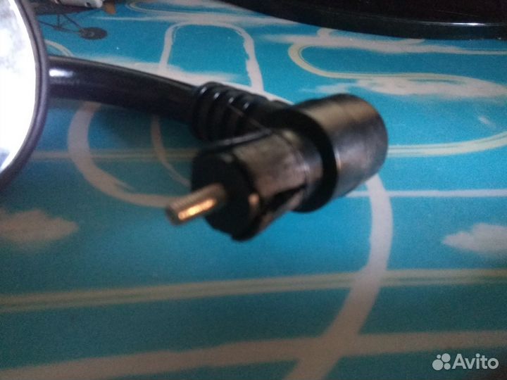 Зеркало заднего вида