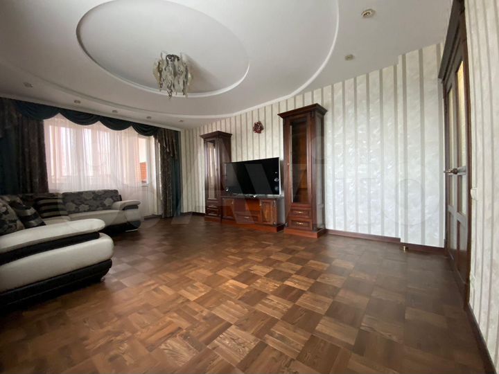 4-к. квартира, 114 м², 12/16 эт.