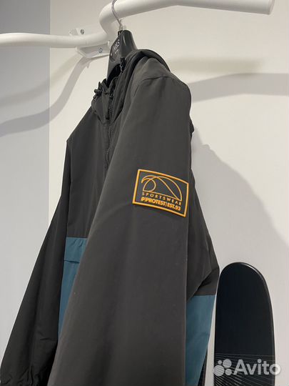 Анорак Protest L