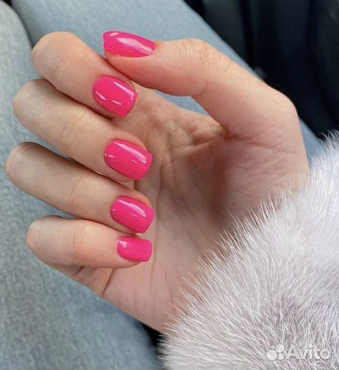 Модель на маникюр с покрытием