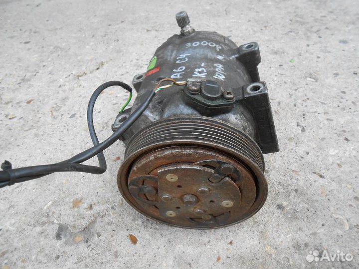 Компрессор кондиционера Ауди А6 С4 4A0260805AH