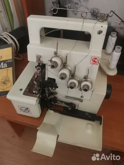 Оверлок для швейной машины