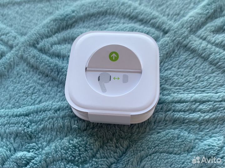 Коробка и амбушюры airpods pro (L, S)