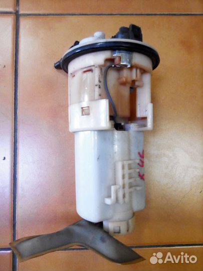 Бензонасос Toyota Vitz Prius в наличии