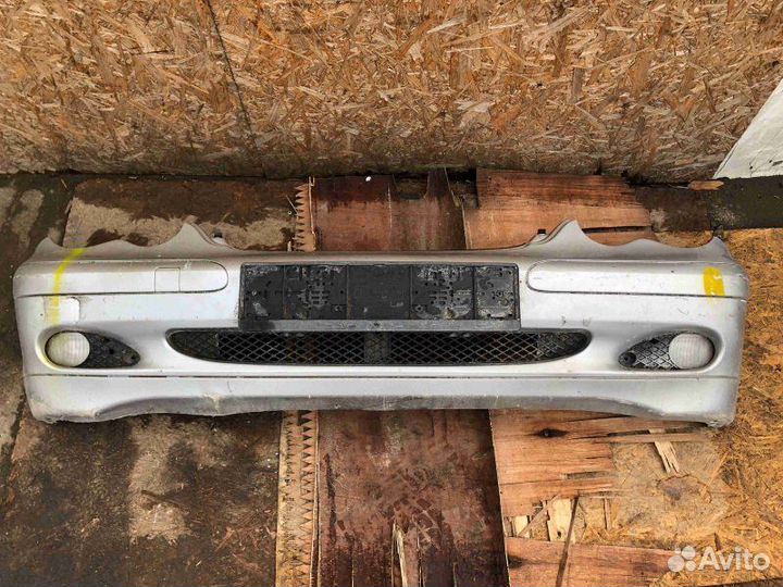 Бампер передний Mercedes C W203 2003