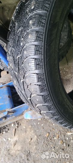 Hankook Winter I'Pike 215/55 R17