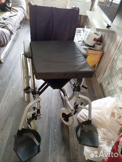 Инвалидная коляска новая