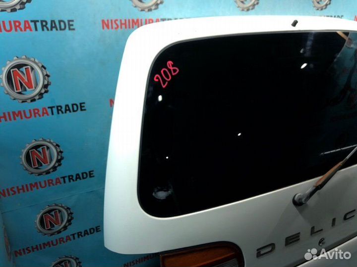 Дверь багажника Mitsubishi Delica PD6W 6G72 №208