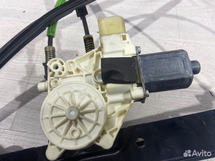 Стеклоподъёмник передний правый Ford Mondeo 4