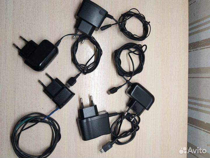 Зарядка для телефона
