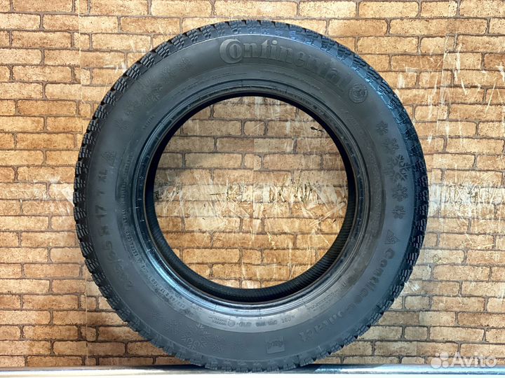 Continental ContiIceContact 4x4 235/65 R17