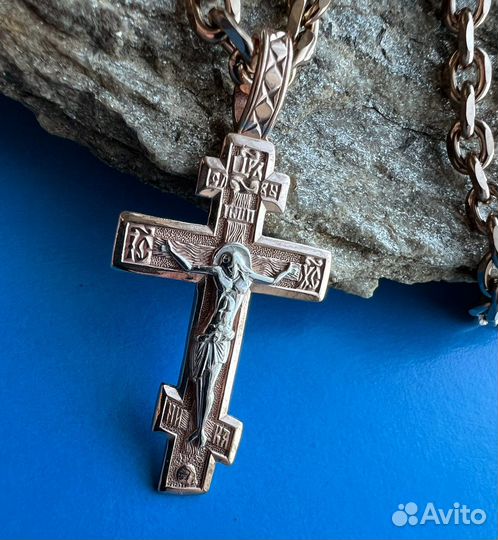 Крест и цепочка