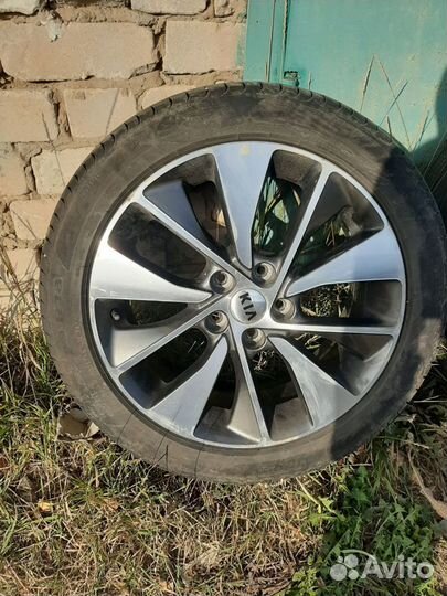 Колеса,диски,шины лето Kia Optima 4 r18(pirelli)