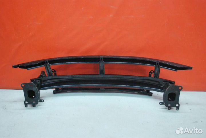 Усилитель бампера переднего передний Skoda Octavia