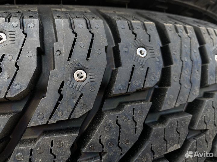 Nokian Tyres Hakkapeliitta LT3 265/75 R16 119Q