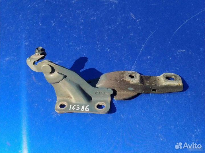 Петля капота правая Kia Sportage 2 2008