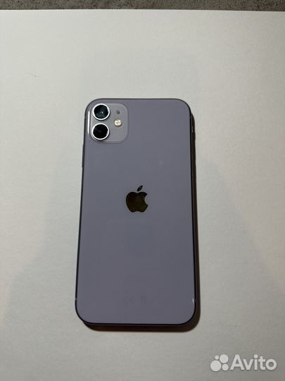iPhone 11, 64 ГБ