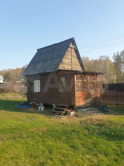 Дом 20 м² на участке 10 сот.