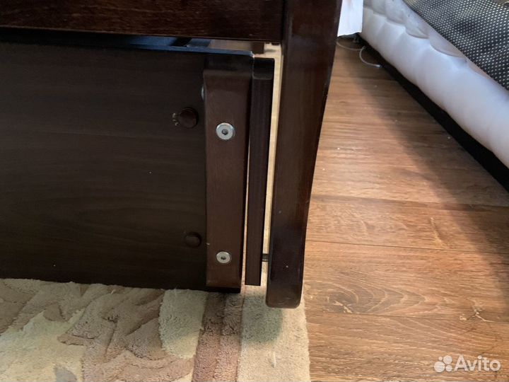 Кровать с маятником Красная звезда можга