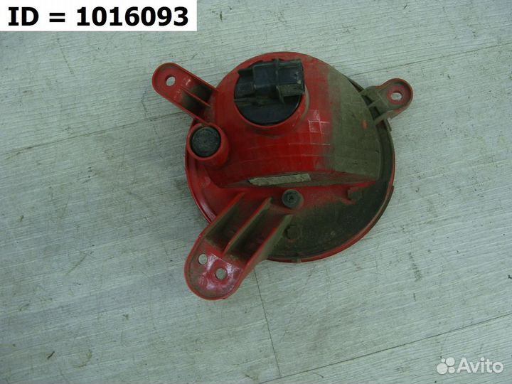 Светоотражатель катафот заднего бампера левый Kia