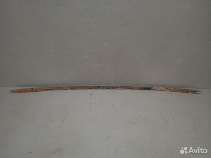 Молдинг крышки багажника Volkswagen Passat B6