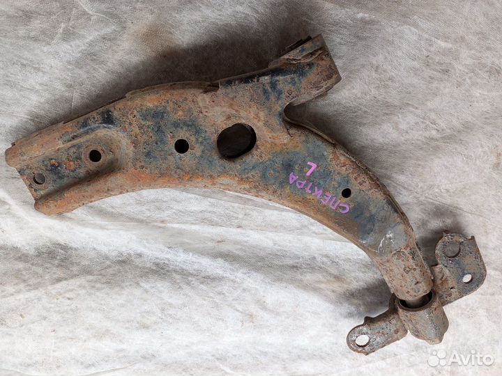 Рычаг передний левый Kia Spectra