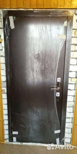 Установка входных металлических дверей