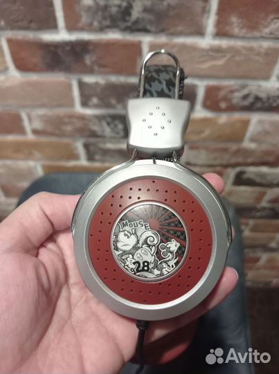 Наушники из Диснейлэнд