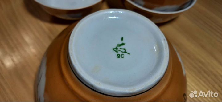 Посуда: Пиалы/Салатники. Фарфор Городница