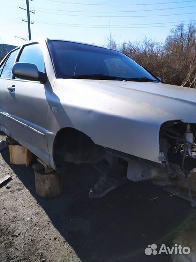 Крыло переднее правое Chery Amulet 2007г