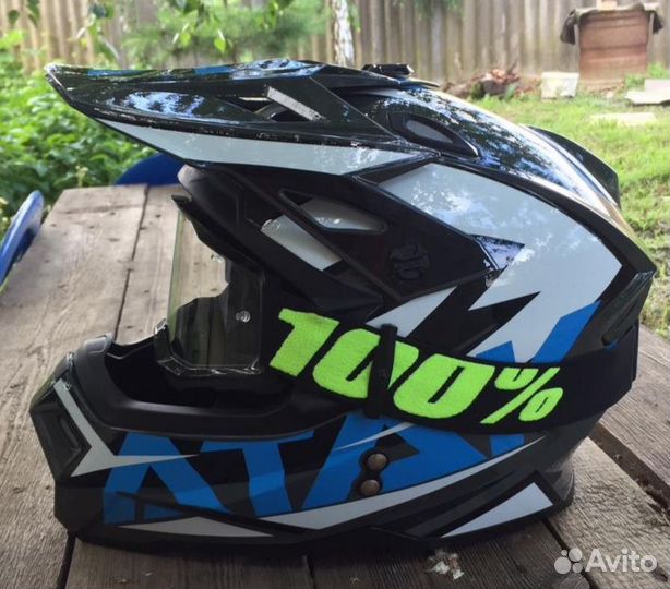 Мотоциклетный шлем