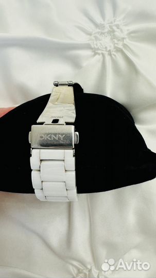 Часы наручные женские механические