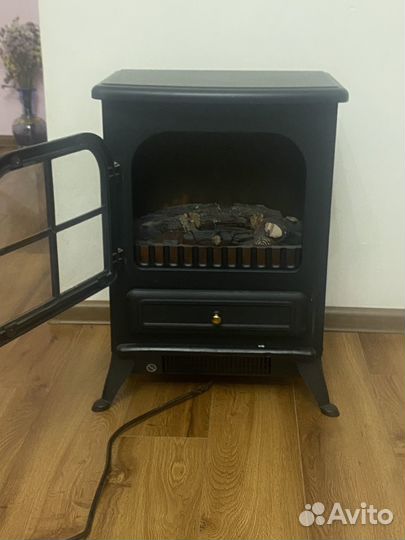 Обогреватель в виде камина