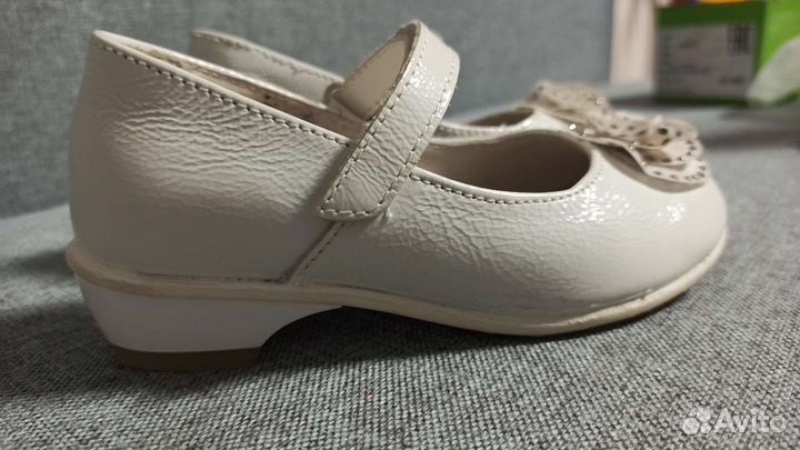 Туфли для девочки 27 размер