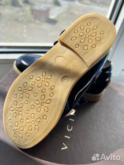 Туфли для девочки 27 размер