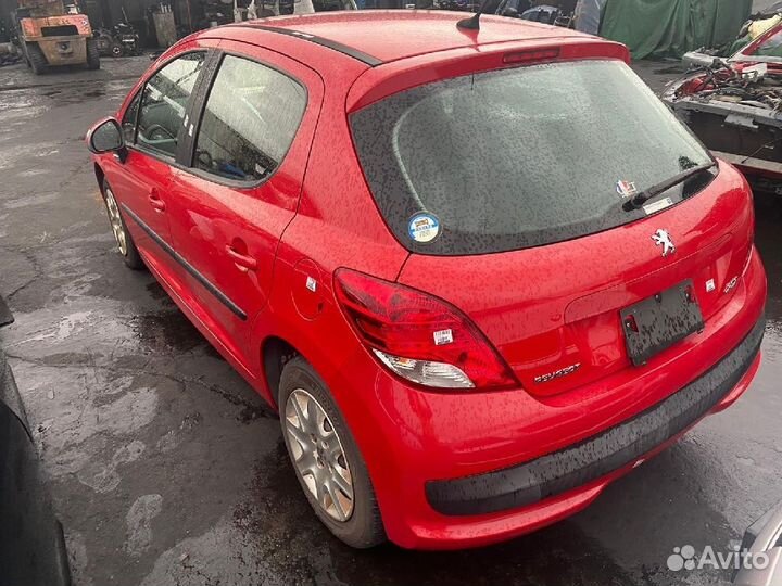 Амортизатор задний Peugeot 207