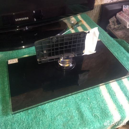 Подставка для телевизора