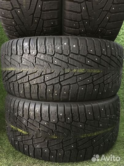 Nokian Tyres Hakkapeliitta 7 SUV 295/40 R21 111T